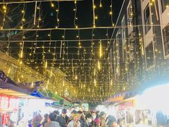 -南湖公园地摊集市
