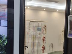 -脊地脊柱·运动康复·体态(汇海店)