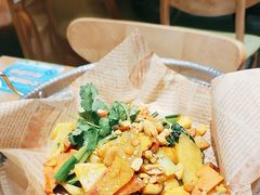 -红渡小香·牛肉麻辣香锅(车站南路店)