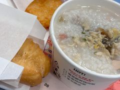 -麦当劳(上海虹桥站30B检票口楼上)