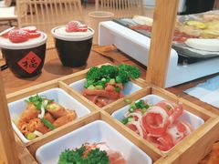 -柠檬花院烤肉·会议团建·聚会·求婚(三圣乡店)