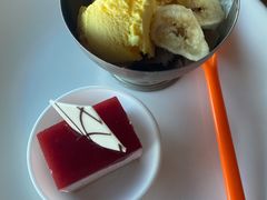 -荣誉国际酒店-云顶旋转餐厅