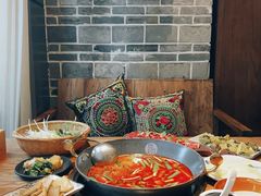 -贵厨酸汤牛肉(花果园国际中心店)