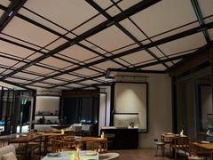 -瑰丽酒店·海吧·天际下午茶·现场DJ·天台酒吧
