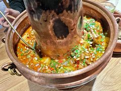 铜锅油焖鸡-一坐一忘云南菜(嘉里中心店)