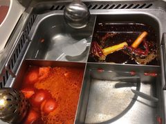 -海底捞火锅(宝龙广场夜宵主题店)