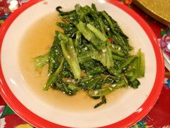-闯关东东北农家菜(崂山石老人店)
