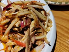 竹笋衣手撕鸭-守柴炉烤鸭(鱼嘴店)