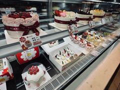 -花花卷卷·鲜食蛋糕(静安久光百货店)