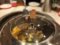 -玺炖·中国铁锅炖(虹桥天街店)