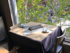 -穹六人间 people 6(岳阳路店)