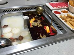 -海底捞火锅鲜切牛肉主题店(长寿路店)