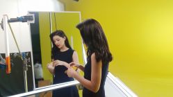 -美妆吧私人订制·化妆美甲美睫半永久