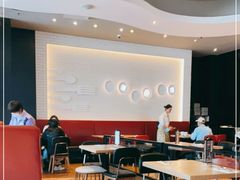 用餐区-必胜客(百联又一城店)