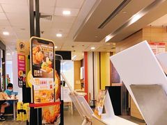 -麦当劳(凯德MALL太阳宫店)
