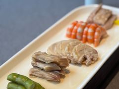 -HOMES上海本帮菜(襄阳公园店)
