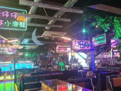 -路边边.炒菜烧烤.音乐餐厅(良乡长虹店)