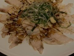 薄切鲜鱼片-穹六人间 people 6(岳阳路店)