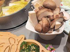 -宴全牛粤来越牛潮汕鲜牛肉火锅(海州万达广场店)