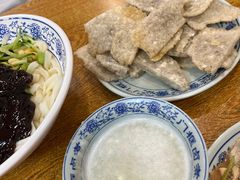 老北京炸灌肠-门框胡同百年卤煮(新街口店)