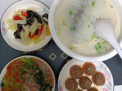 -爱月宝月嫂·育儿嫂