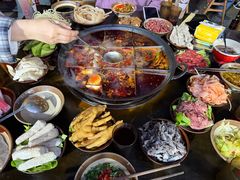 九宫格-正南齊北重庆老火锅(光华村直营店)