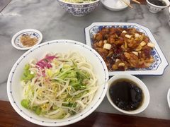 -海碗居老北京炸酱面(增光路店)
