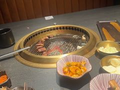 -铭牛烧肉·和牛海鲜自助(高新月牙湖店)