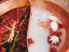 鸳鸯八卦火锅-袁老四老火锅(徐东总店)