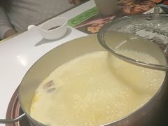 -洪氏嗨捞·猪肚鸡火锅(阳光天地店)