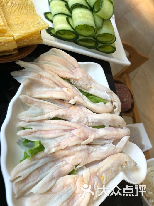 渝香火锅鸭掌图片 - 第1张