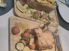 -ins森林童话餐厅coffee&bistro