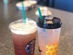 -星巴克(开封万达广场店)