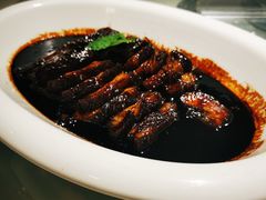 招牌焦糖黑叉烧-维园悦谱·海派家常菜(乌鲁木齐南路店)