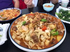 -撒拉人家.酸菜牦牛肉火锅