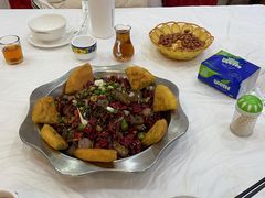 -乡土特色.冷锅鱼.牦牛肉汤锅