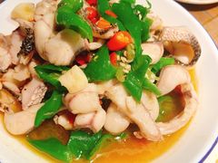 青椒炒黑鱼-潜江油焖大虾·小龙虾10年老店(清泉路店)