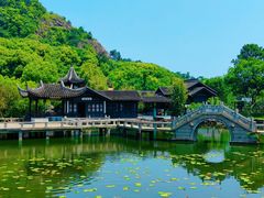 -灵岩山风景区