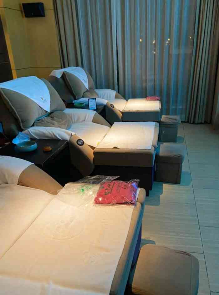 金色印象影院式足体养生(冉家坝店)-"一直在这里按摩总体没以前才开业