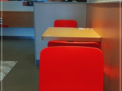 用餐区-永和大王(花好园店)