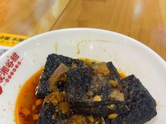 老长沙臭豆腐-呷佬·长沙手工米粉(金沙江路店)