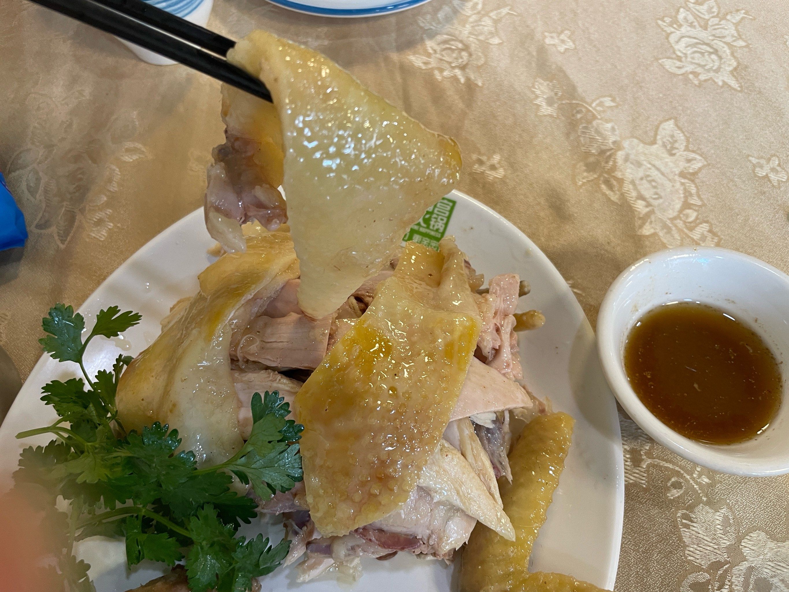 好久没吃了,真心不错,鸡是好鸡,上菜快