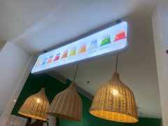 -奎屯友好时尚购物中心