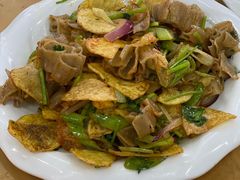 土豆莜面烤栳栳-小媳妇凉粉(浑源店)