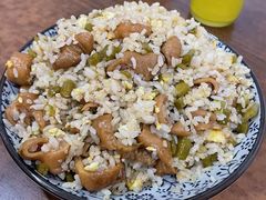 -老头爱马仕酸豇豆炒饭(丰富路店)