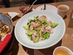 -渝信川菜 · 川味家常菜(财富购物中心店)