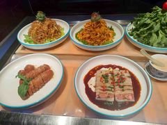 -芝小官毛肚火锅海鲜自助(苏州吴江区万宝店)