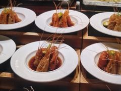 -雍容荟帝王蟹活龙虾展台自助(IFS黑金店)