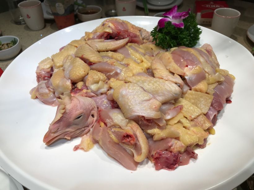 摆盘也很讲究,一看就知道是有技术含量的.