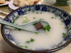 老鸭血汤-胡记锅贴·沪上游子老鸭粉丝汤(太原路店)